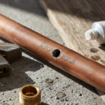 découvrez comment boucher un trou de robinet autoperceur avec des méthodes efficaces et le matériel de plomberie adapté pour des réparations durables et faciles.