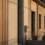 découvrez les avantages, inconvénients et les règles de mitoyenneté liés à une maison attenante pour bien choisir votre projet immobilier.